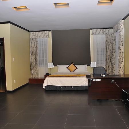 Monte Carlo Hotel Hai Phong Bagian luar foto
