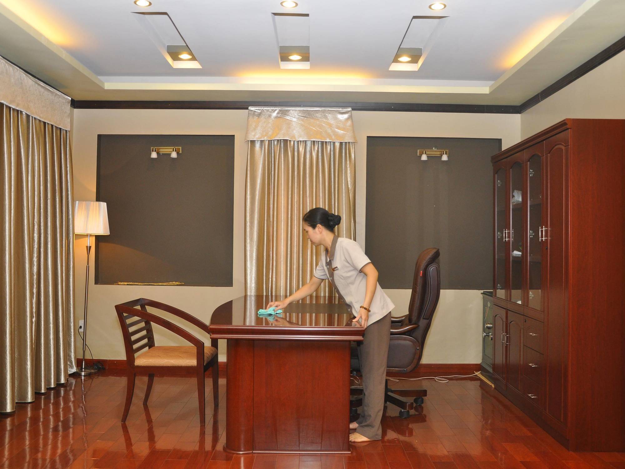 Monte Carlo Hotel Hai Phong Bagian luar foto