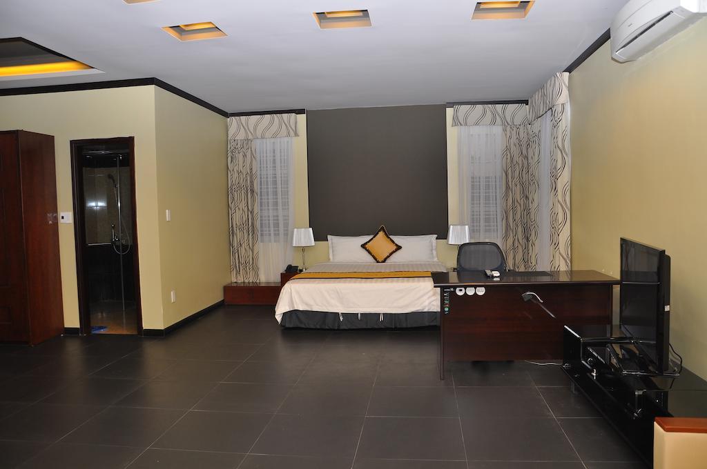 Monte Carlo Hotel Hai Phong Bagian luar foto